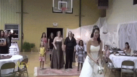 Вот и ходи после этого на свадьбу к баскетболистке
